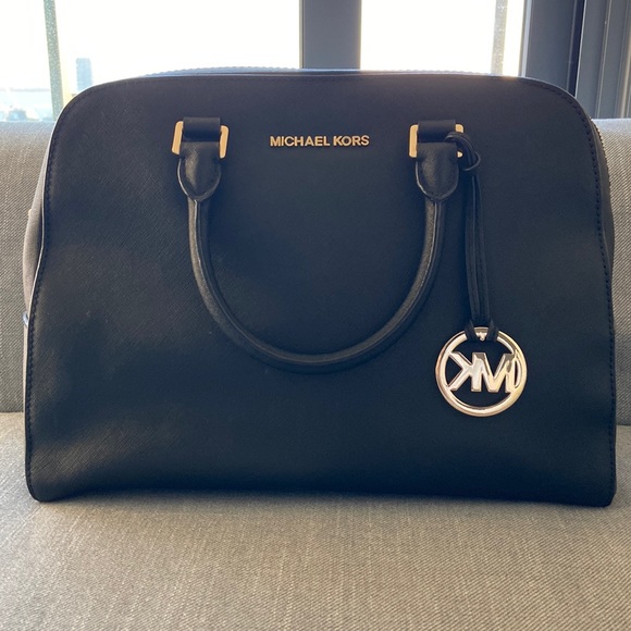 Black Michael Kors bag with key holder and extra chain. - Picture 1 of 6